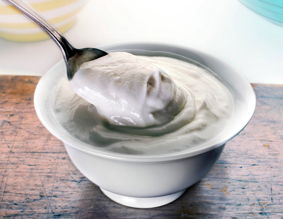 Ist griechischer Joghurt gesünder als Naturjoghurt? 