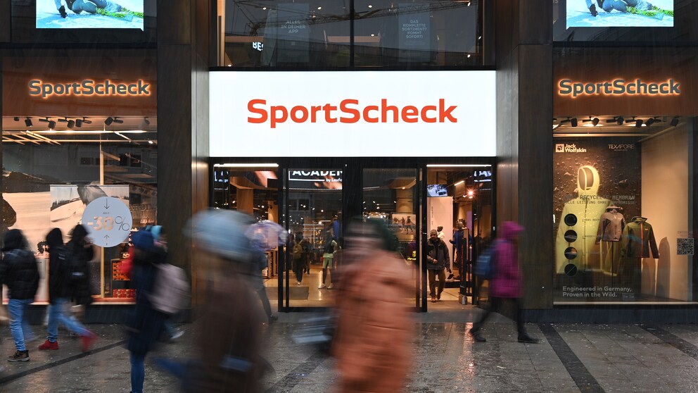 Nach der Insolvenz von René Benkos Signa-Holding war auch SportScheck insolvent. Nun scheint ein neuer Eigentümer gefunden.