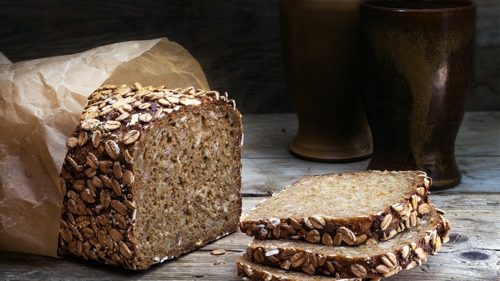 Loggä sind vegane Brotbackmischungen, aus denen man in nur wenigen Schritten ein „Proteinbrot“ zaubern kann. 