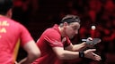 Linkshänder haben einen Vorteil bei bestimmten Sportarten, hier zu sehen: Tischtennis-Star Timo Boll 2024 in Singapur