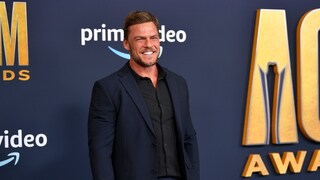 Alan Ritchson bei einer Premiere von „Reacher“