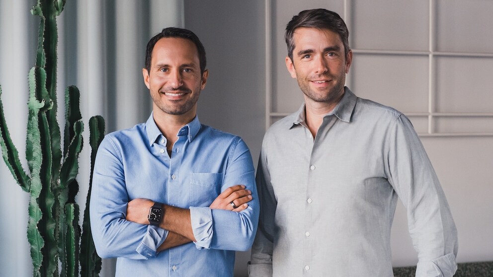 Die CEOs von „Urban Sports Club“ Moritz Kreppel (links) und Benjamin Roth (rechts)