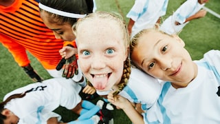 Bewegung ist auch für Kinder wichtig. Aber wie und wann sollten Kinder Sport machen?
