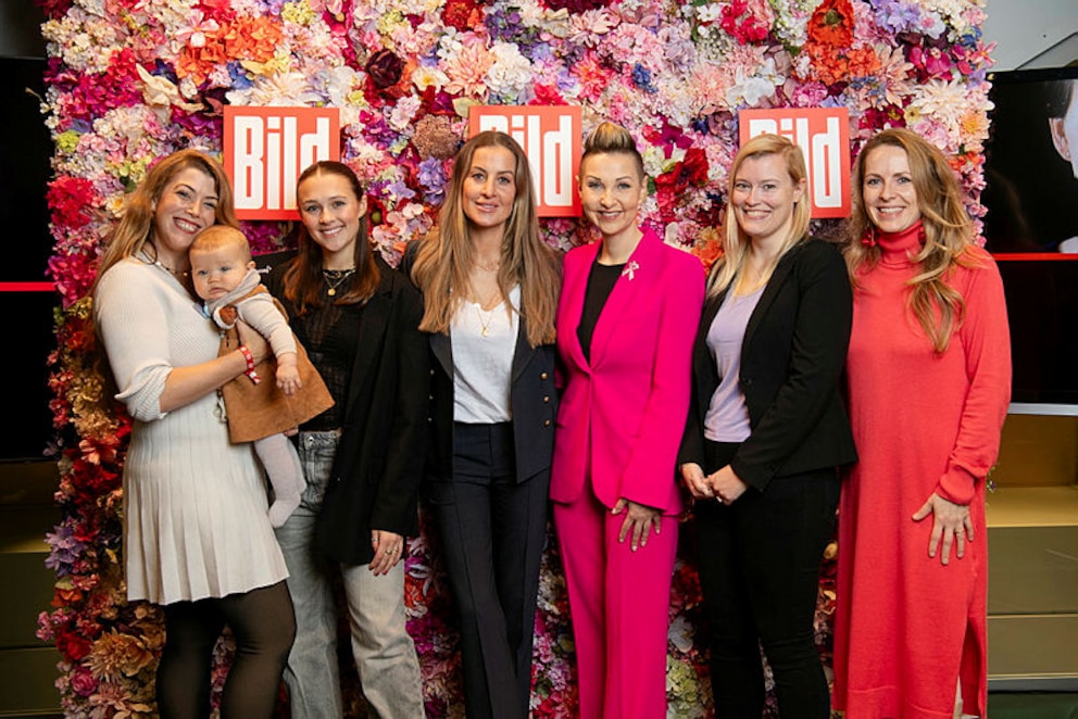 Sarah Plack, Greta Engelfried, Charlotte Würdig, Claudia Altmann Pospischek, Louisa Stöffler und Katharina Render beim BILD Tabi-Bru(n)ch