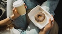 Ist Junkfood in Kombination mit (heißer) Schokolade weniger ungesund?