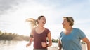 Zwei Frauen beim Laufen