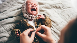 Babylotsen unterstützen Eltern mit ihren Kindern
