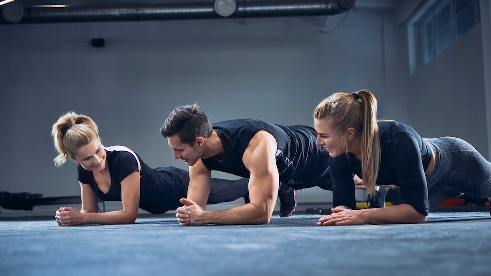 Plank-Challenge: Schaffen Sie 30 Tage lang täglich eine Minute im Unterstarmstütz?