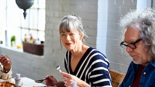 Eine ausreichende Protein-Zufuhr spielt im höheren Alter nicht nur ab 60 Jahren eine wichtige Rolle