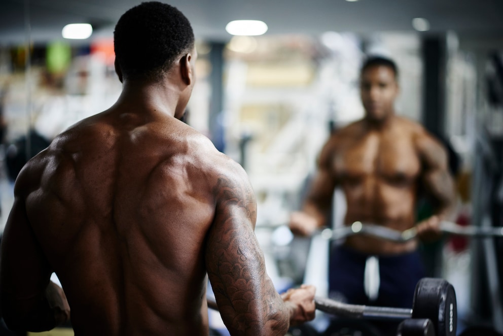 Hypertrophietraining – die ideale Pausendauer zwischen den Sätzen