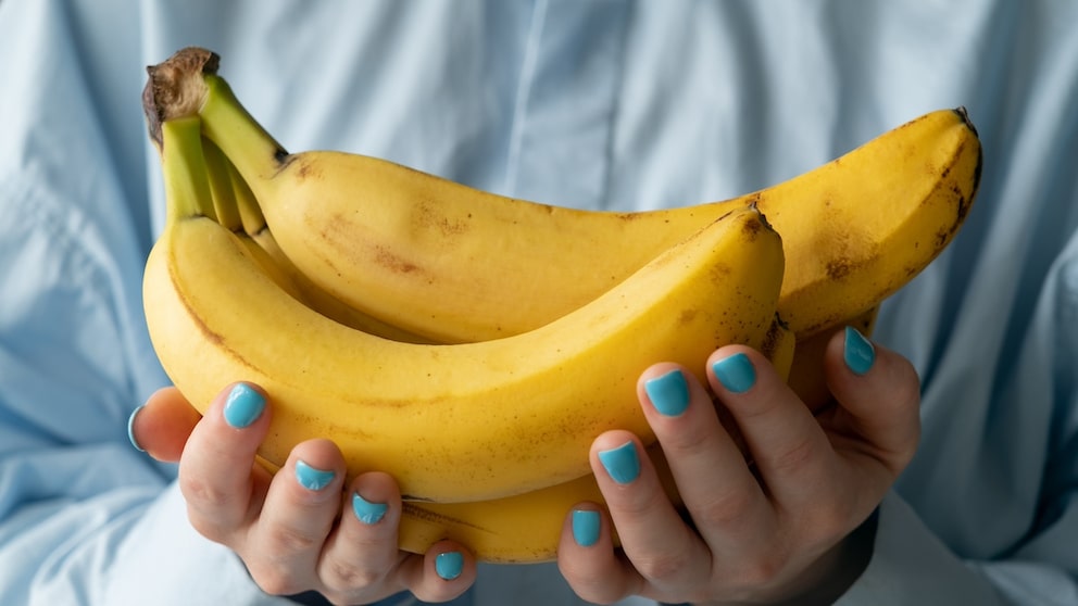 Bananen mögen vielleicht weniger exotisch als Goji-Beeren sein, jedoch gehören sie definitiv zu den Superfoods