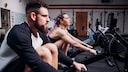 Wie lange sollten Männer und Frauen für die Grundfitness rudern können?