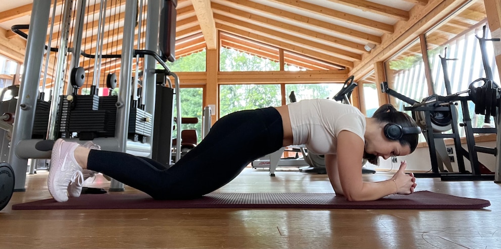 Plank auf Knien