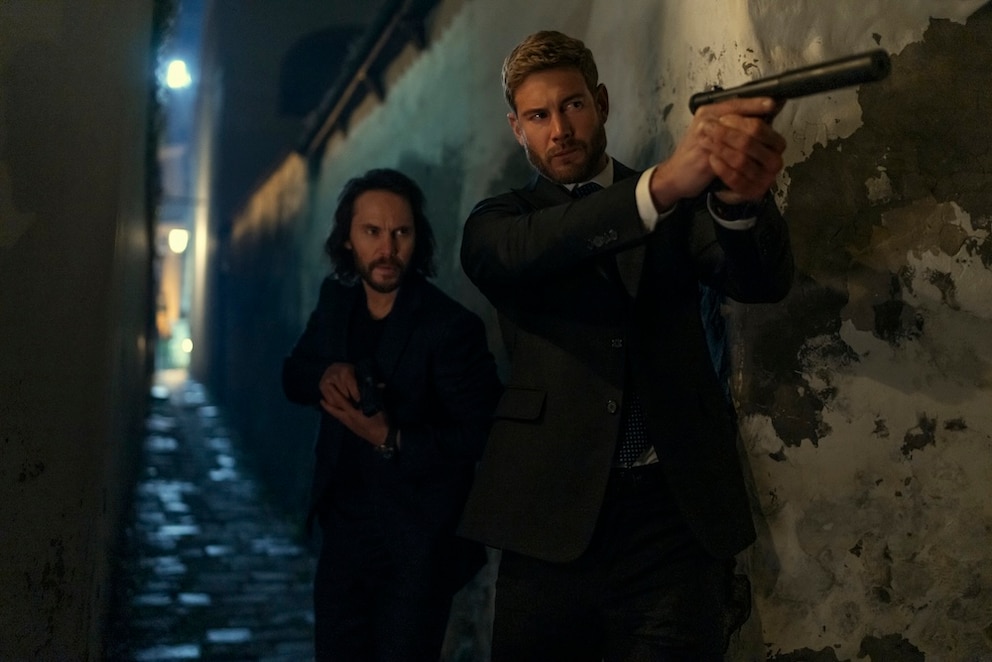 Taylor Kitsch als Ben Edwards und Tom Hopper als Raife Haistings in &bdquo;The Terminal List: Dark Wolf&ldquo;