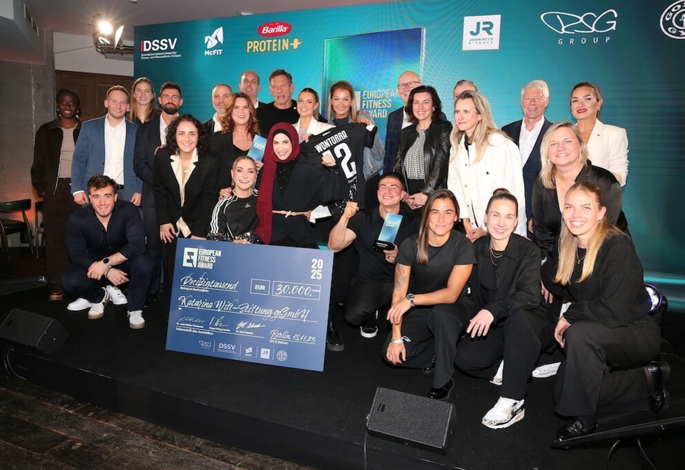 Winners, presenters, and celebrities at the 'European Fitness Award'