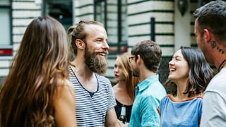 Studie: Mehrsprachigkeit verändert das Altern von Menschen