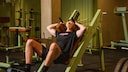 Hackenschmidt-Maschine oder auch Heck Squat genannt trainiert die Beine.