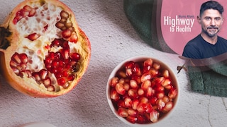 Urolithin A selbst steckt zwar nicht im Granatapfel, aber die in der Frucht enthaltene Ellagsäure ist eine Quelle für die Bildung des Wirkstoffs