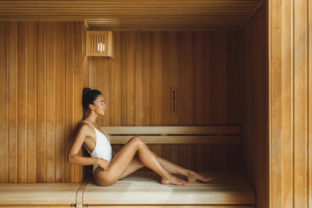 In a textile sauna, you can wear swimwear