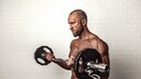 Progressive Overload ist der einzige Weg zu neuen Muskeln.