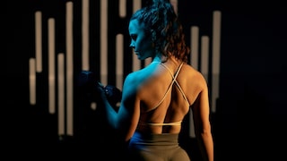 Rückentraining unterstützt die Optik einer schmalen Taille