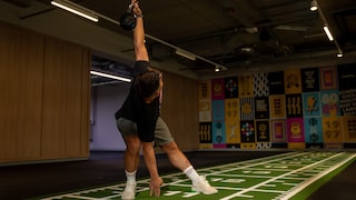 Der Kettlebell Windmill ist eine Ganzkörperübung