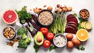 Lebensmittel auf einem Tisch