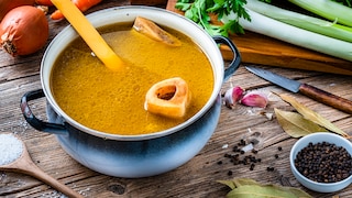 Knochenbrühe gesund