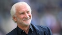 DFB-Sportdirektor Rudi V&ouml;ller nimmt seit seiner Coronaerkrankung ein Supplement, das nicht vielen Menschen gel&auml;ufig ist. Er f&uuml;hle sich damit gut und weniger m&uuml;de. Zudem werde er auch weniger krank.