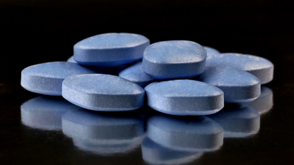 Forschern zufolge könnte der Viagra-Wirkstoff womöglich auch gegen das Fortschreiten von Krebs helfen.