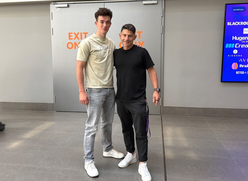 Sacha Wenk with Nuno Alves in Berlin