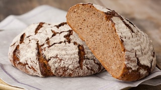 Ein gängiger Abnehmtipp ist es, die Finger von Brot zu lassen. Zu Unrecht, findet Ernährungsexpertin Sophie Brünke.