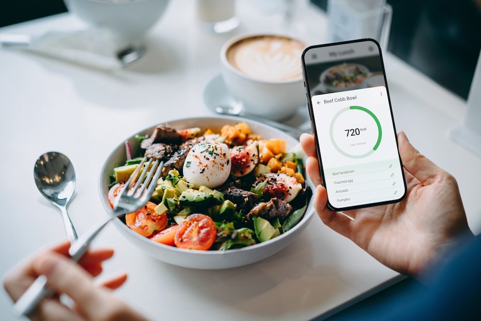 &Uuml;berraschender Zusammenhang zwischen Ern&auml;hrungs-Apps und Abnehmen
