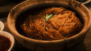 Glasnudeln gelten als leichte Pasta-Alternative. Doch was ist dran?