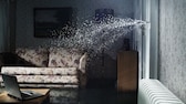 Ein geplatztes Wasserrohr verursacht einen Wasserschaden in einer Wohnung