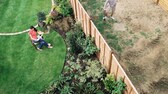 Wer einen neuen Garten plant, hat einige Herausforderungen zu meistern