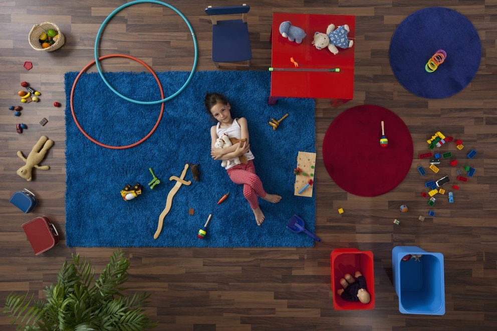 Use bright colors only for small furniture and accessories