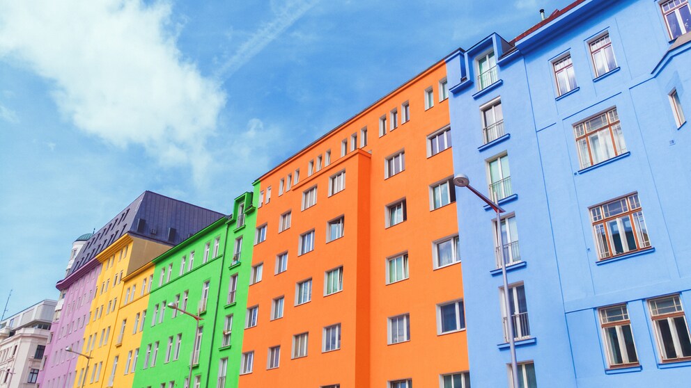 Darf man sein Haus von außen bunt anstreichen?