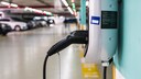 Wohnungseigentümer müssen die Installation einer Ladestation für E-Autos mit der Eigentümergemeinschaft absprechen