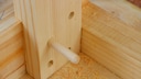 Verbindungen mit Holzdübel werden vor allem beim Möbelbau verwendet
