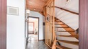in 13 Schritten die Treppe richtig reinigen