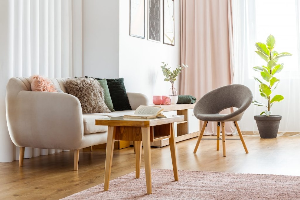 Light brown combined with other colors