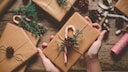 Das beliebteste Versteck für Weihnachtsgeschenke der Deutschen