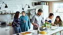 Interior Designerin gibt Tipps, wie man eine Wohnküche richtig einrichtet
