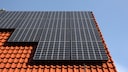 Mit der richtigen Anlage kann man die Sonnenenergie im Haushalt nutzen