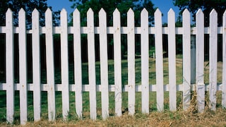 Ein Gartenzaun ist kein probates Mittel, um die Grundstücksgrenze ausfindig zu machen