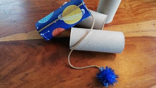 Eine Geschicklichkeitsspiel zum selber basteln – aus alten Klopapierrollen