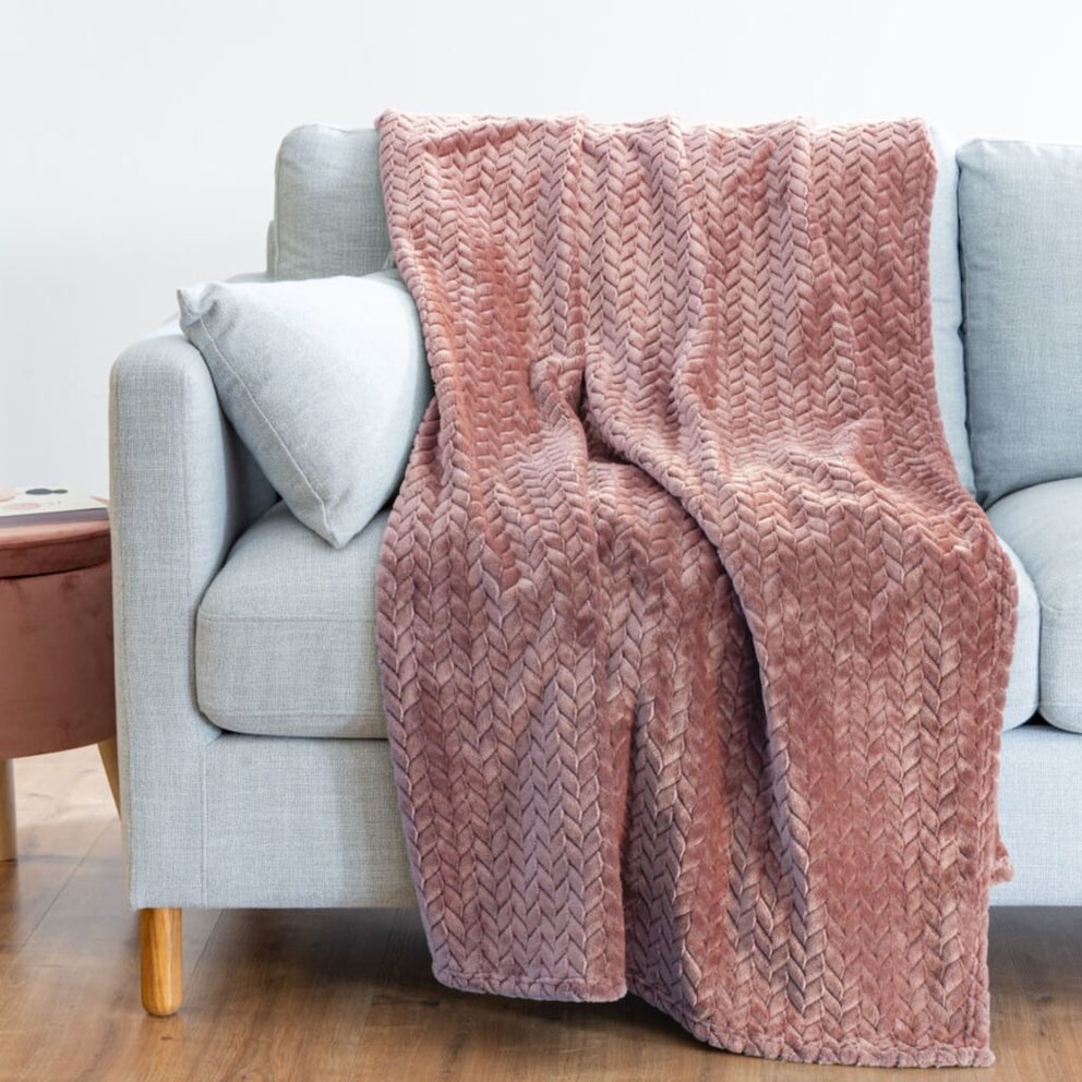 Faux Fur Blanket Lucia by Maisons du Monde