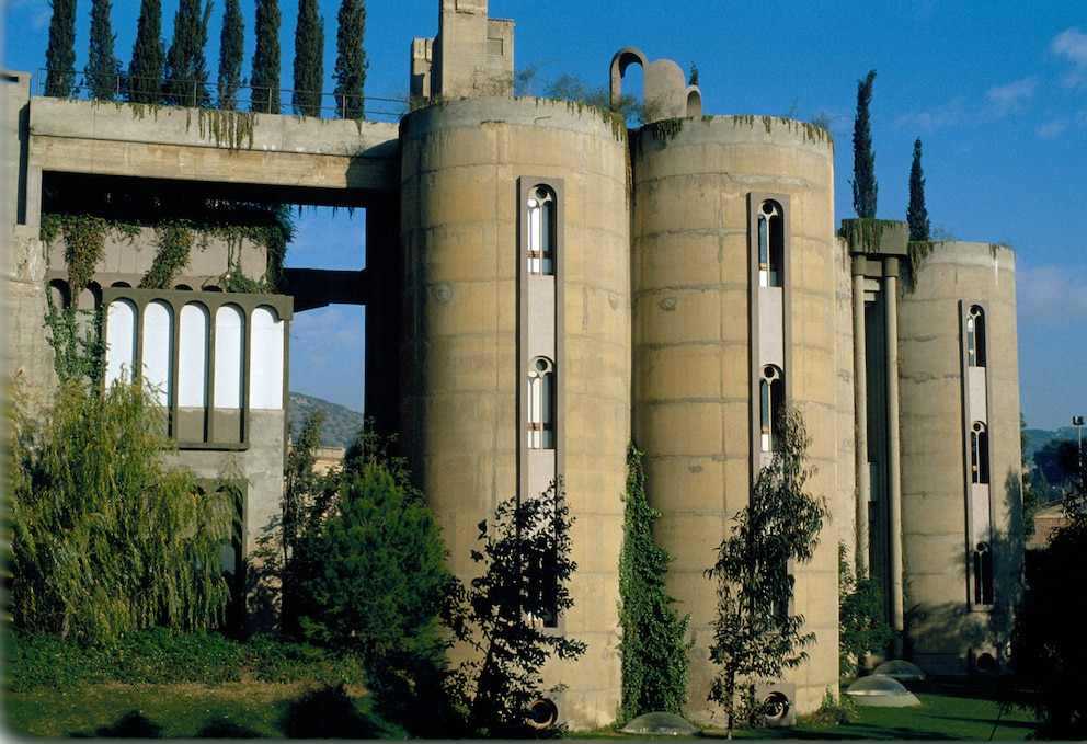 La Fábrica von außen
