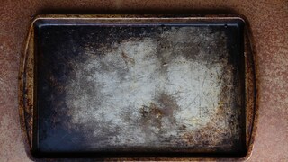 Backblech reinigen – Tipps zu Mitteln und Methoden